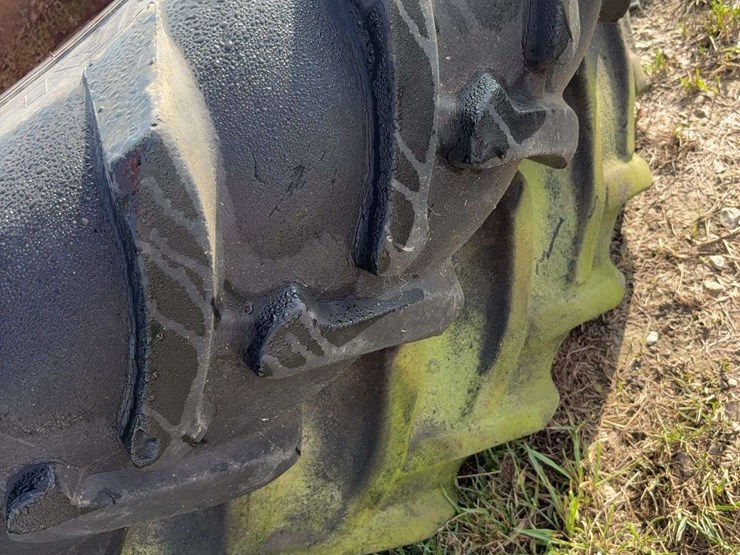 case-ih-400-image-2