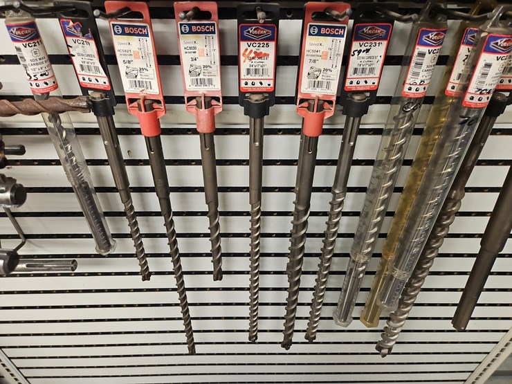 quantity-of-assorted-carbide-drill-bits-image-3