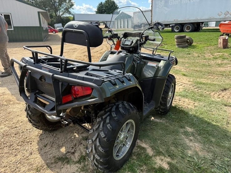 2011-polaris-sportsman-550-image-4