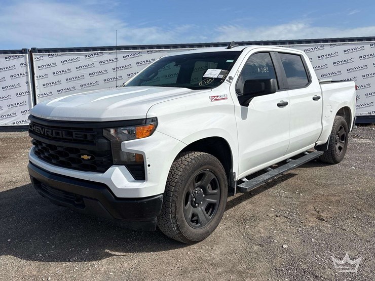 2025-chevrolet-silverado-1500-image-1