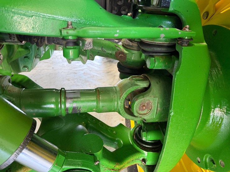 2011-john-deere-8285r-image-20