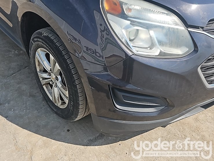 2016-chevrolet-equinox-image-40