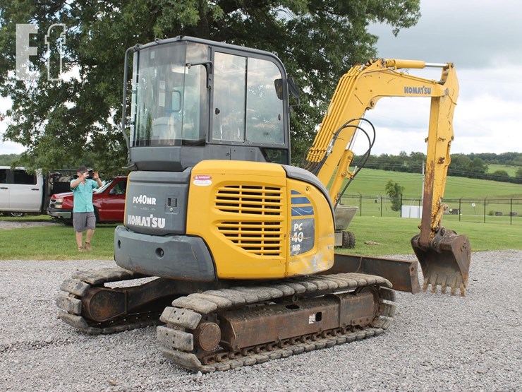 komatsu-pc40mr-2-image-5