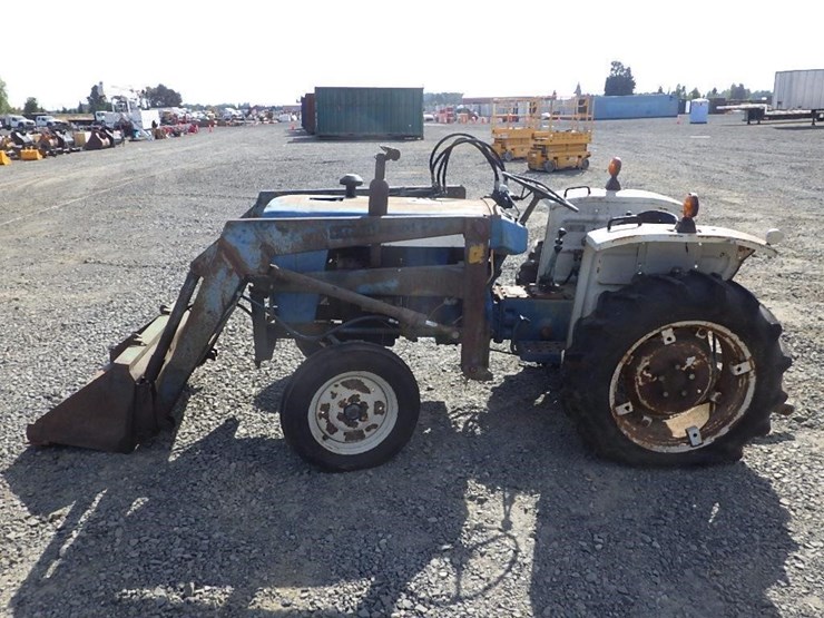 ford-tractor-image-4