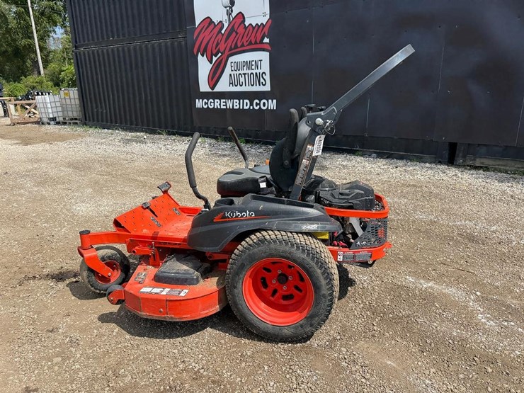 2022-kubota-z422-image-2