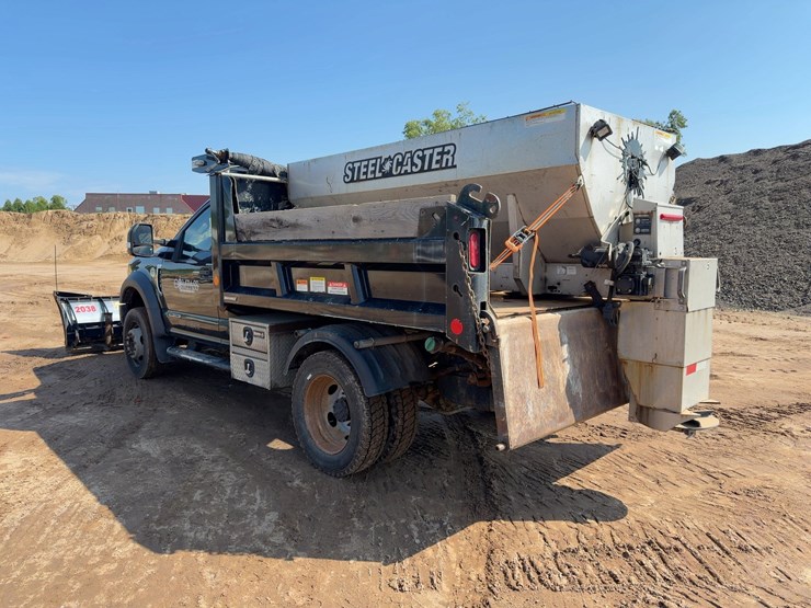 2017-ford-f550-xl-image-3