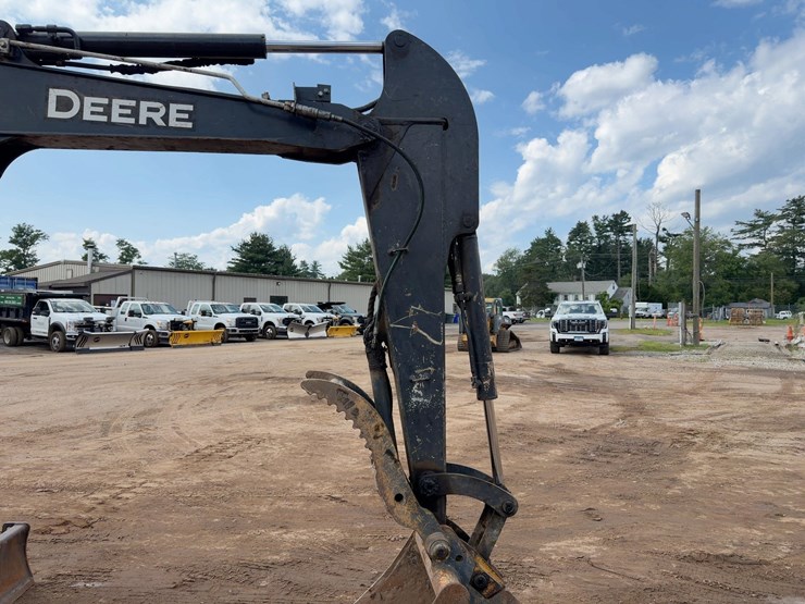 2018-deere-50g-image-10