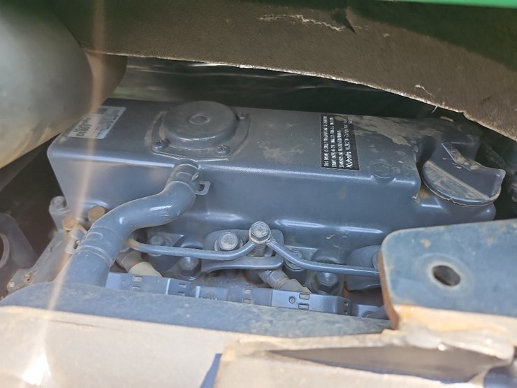 2011-bobcat-325g-image-21