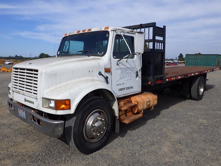 1992-international-4700-image-1