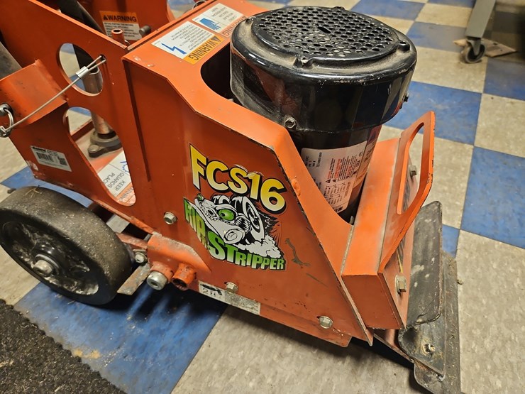 general-fcs16-electric-floor-stripper-image-3