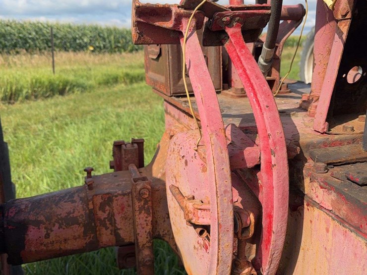 farmall-m-image-22