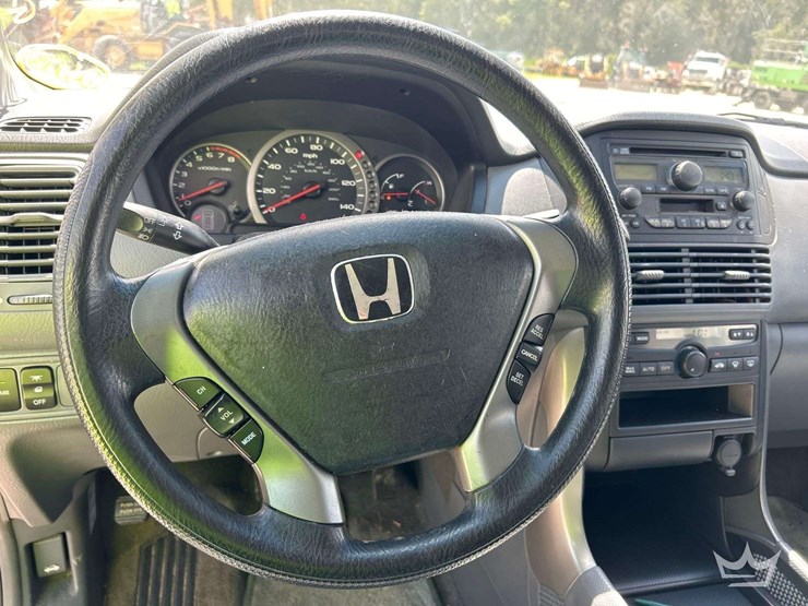 2004-honda-pilot-image-16