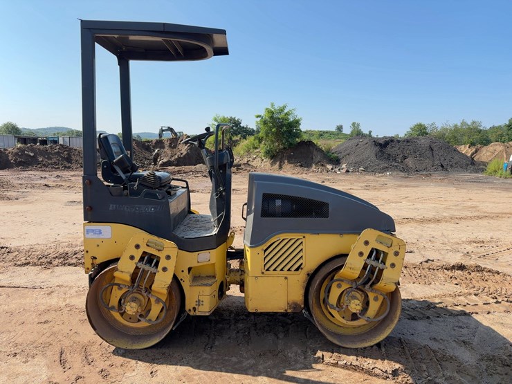 2007-bomag-bw120ad-4-image-6
