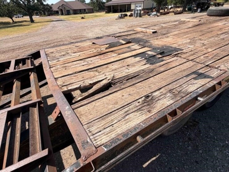 2009-elite-gooseneck-flatbed-trailer-image-14