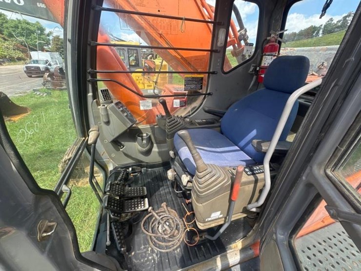 hitachi-450lc-hydraulic-excavator-sn:11820-image-24