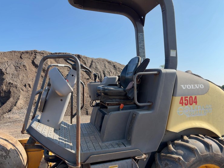 2011-volvo-sd45d-image-14
