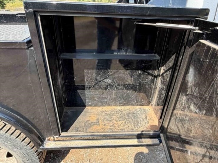 2019-ram-3500-tradesman-image-13