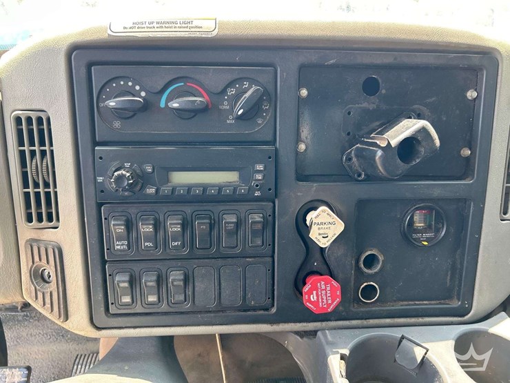 2012-international-workstar-7500-image-13