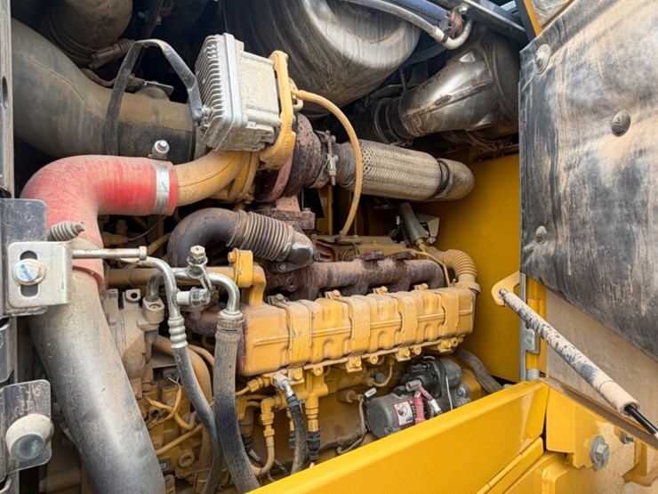 2018-deere-544k-image-9