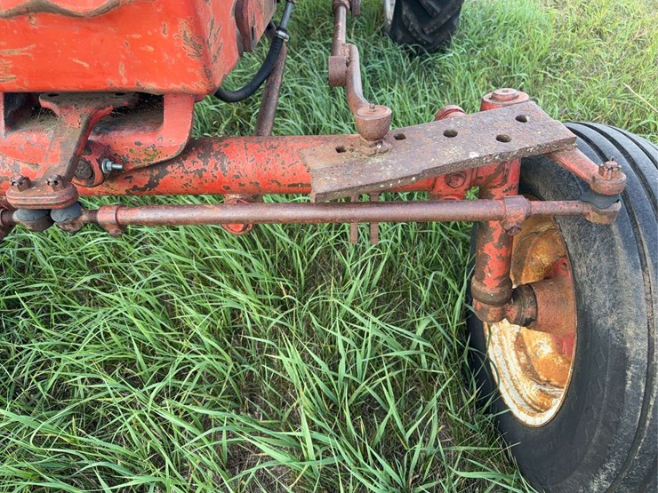 farmall-340-row-crop-image-15
