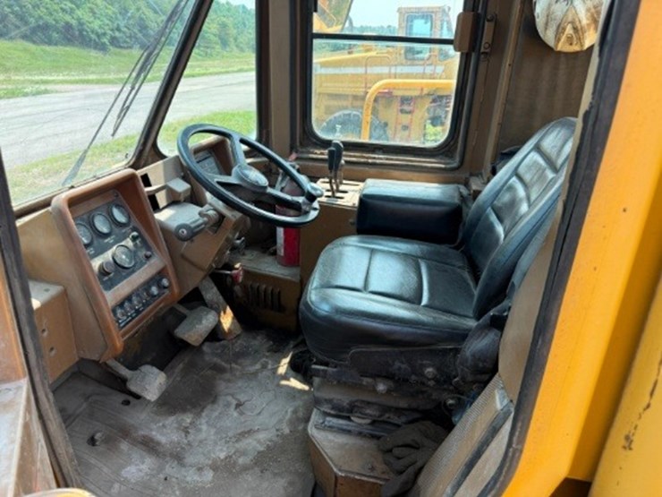 caterpillar-988b-image-14
