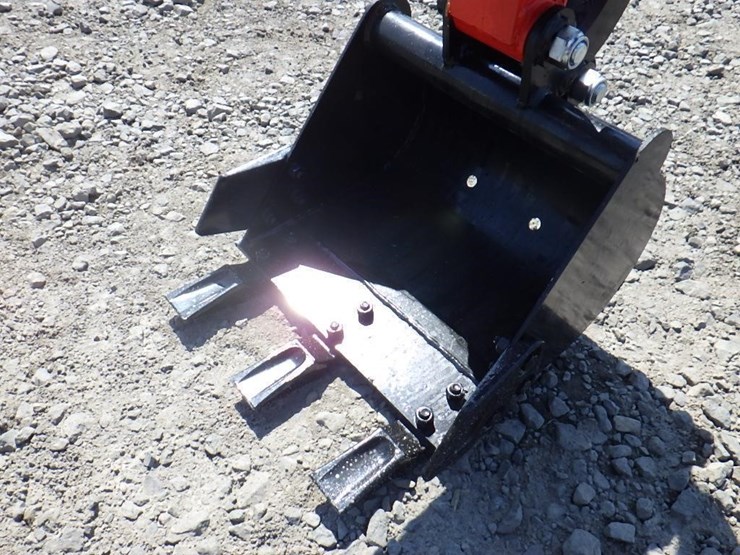 2026-tpm-tpm-18hh-hydraulic-excavator-image-14