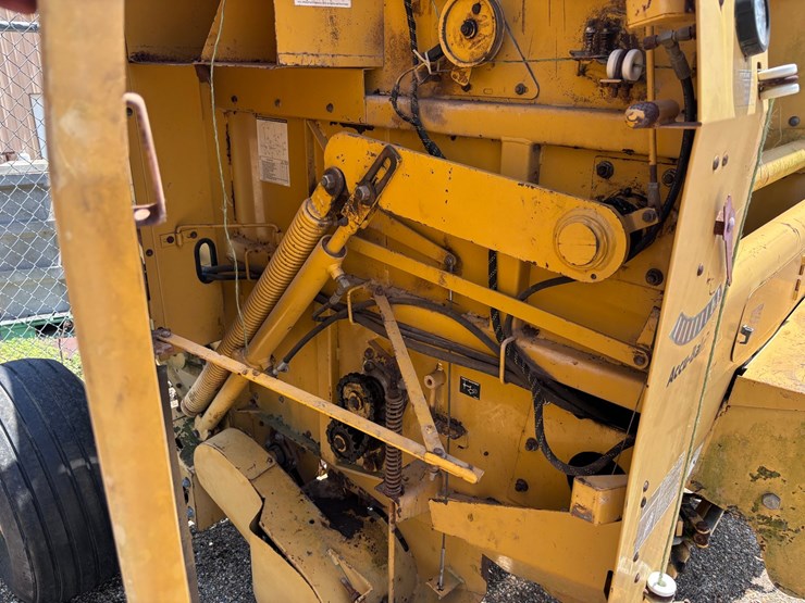 #974-•-vermeer-bailer-|-for-parts/repairs-image-14