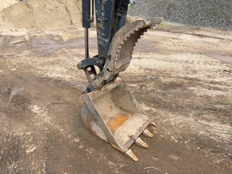 2018-deere-50g-image-12