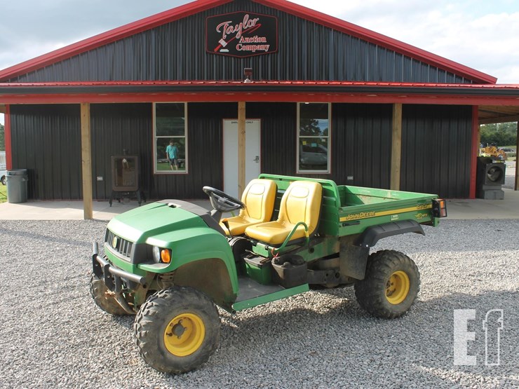 john-deere-gator-hpx-image-1