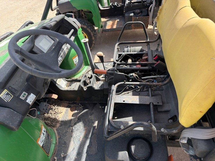 john-deere-gator-image-5