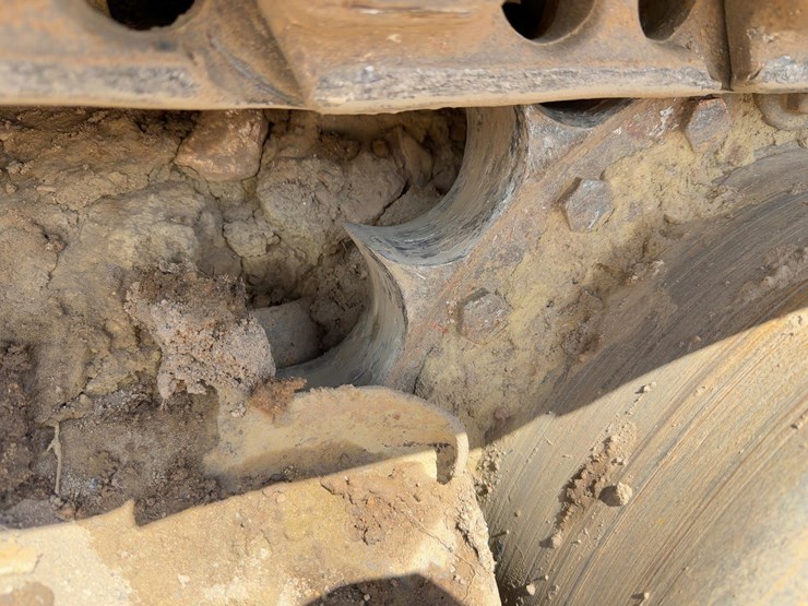2004-caterpillar-d5g-xl-image-23