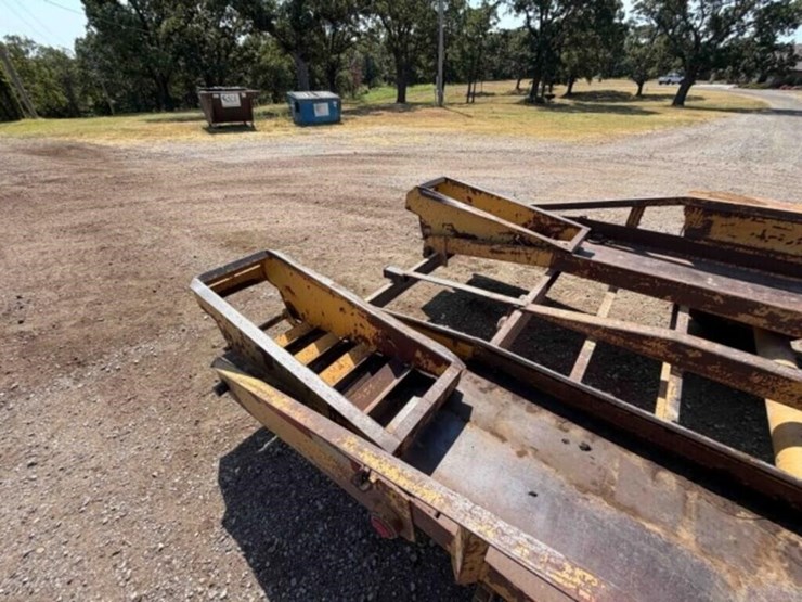 belshe-gooseneck-equipment-trailer-image-8