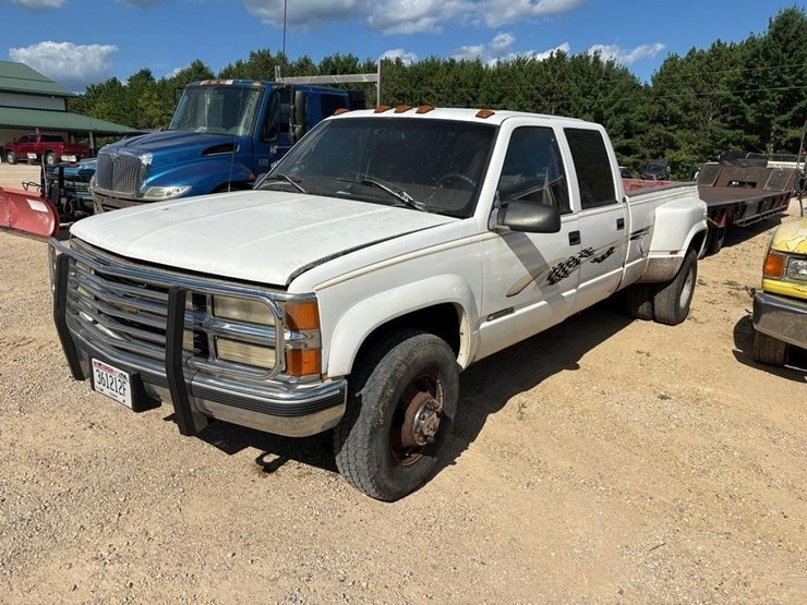 1997-chevrolet-silverado-3500-image-1