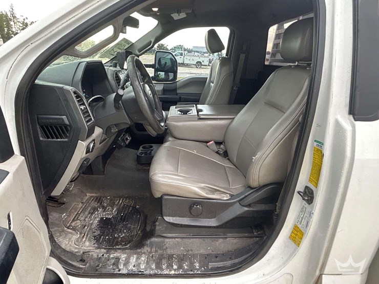 2018-ford-f350-image-21