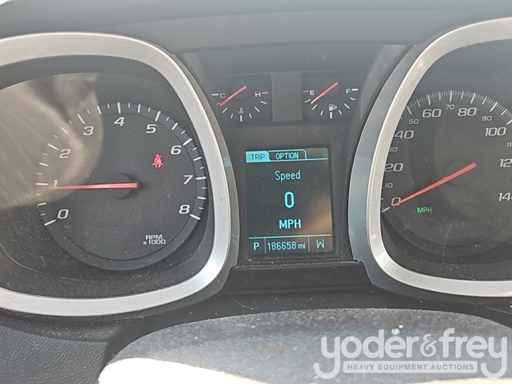 2016-chevrolet-equinox-image-19
