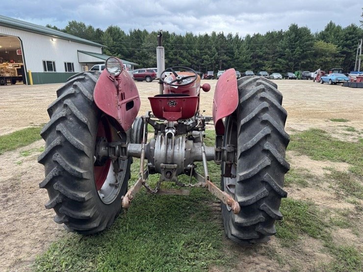 massey-ferguson-65-image-9