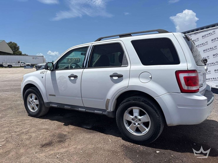 2008-ford-escape-image-4