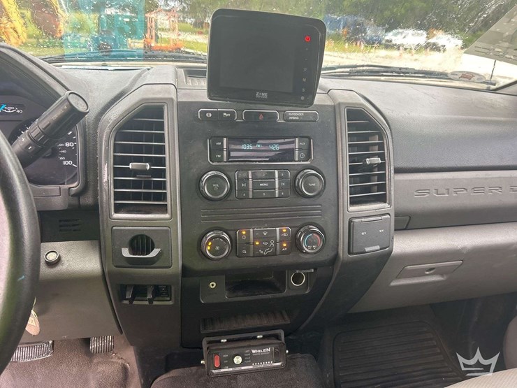 2018-ford-f350-image-27