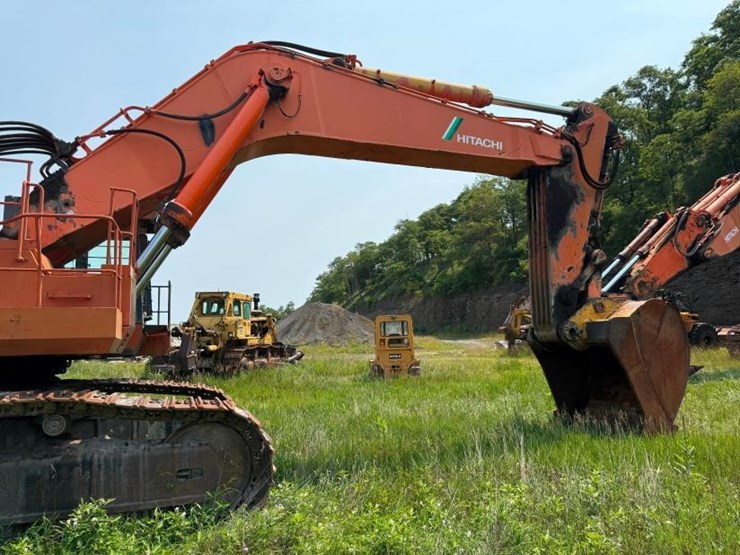 hitachi-ex1200-5-image-8