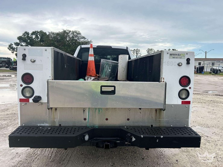 2017-ford-f350-image-26