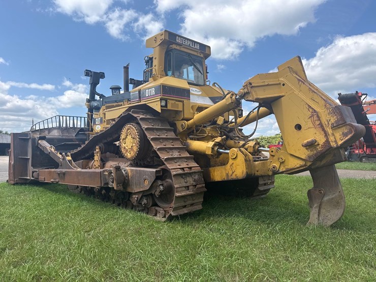 caterpillar-d11r-image-21