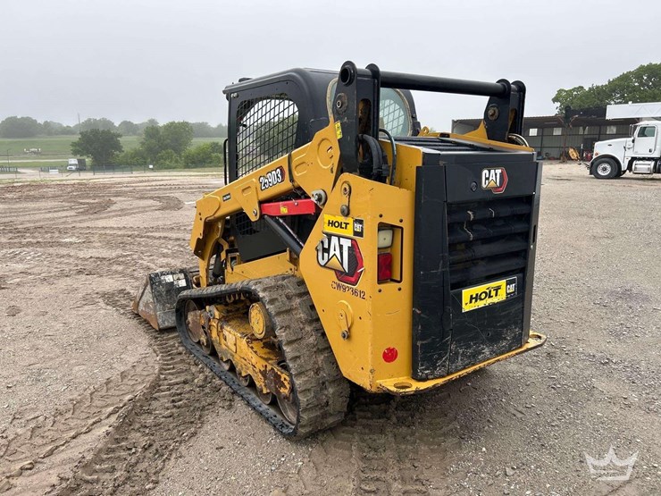 2023-caterpillar-259d3-image-2