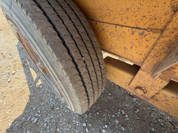 belshe-gooseneck-equipment-trailer-image-12