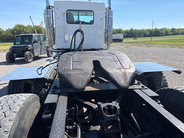 caterpillar-c15-image-6