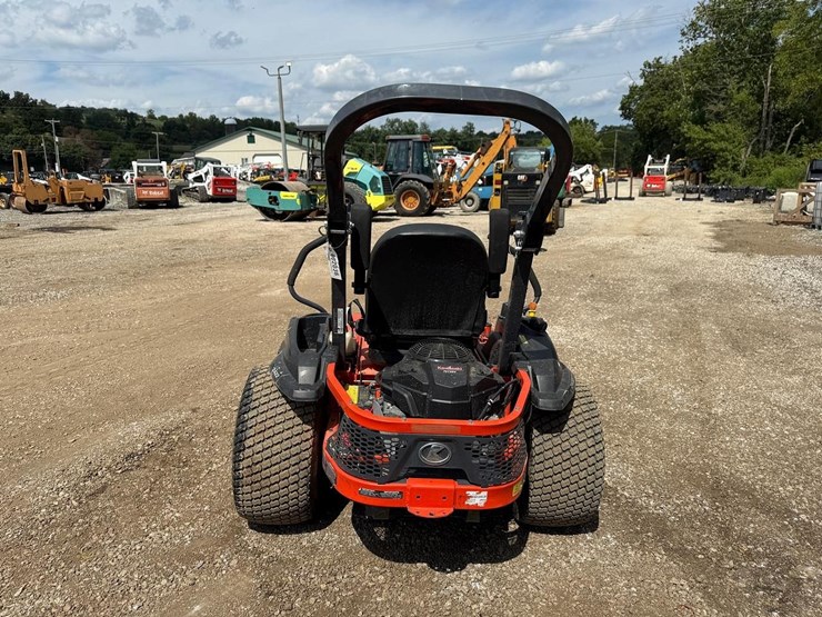 2022-kubota-z422-image-3