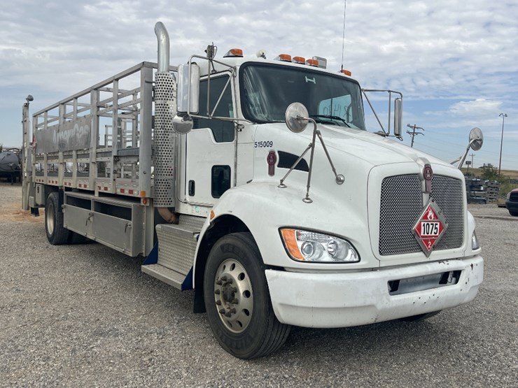 2015-kenworth-t370-image-3