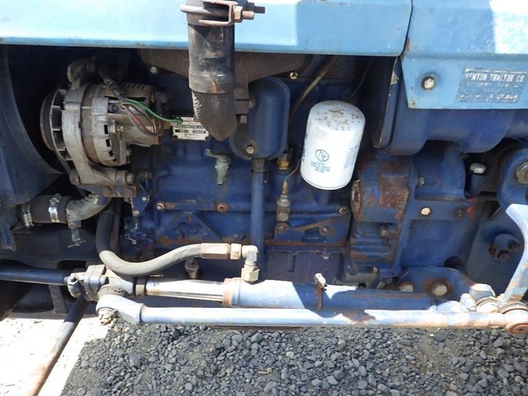 vtb-u-445-tractor-image-11
