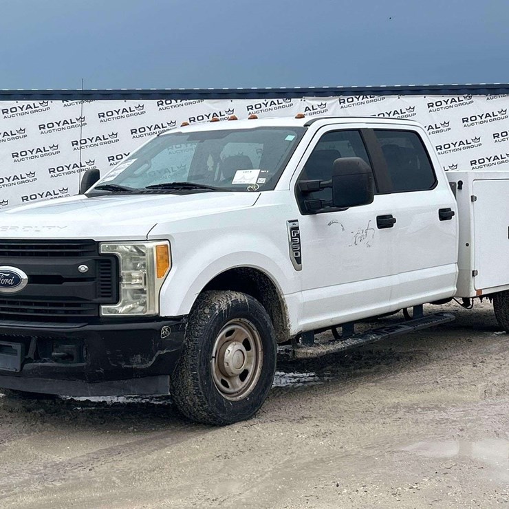 2017 FORD F350