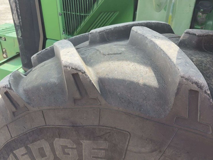 1995-john-deere-8300-image-22