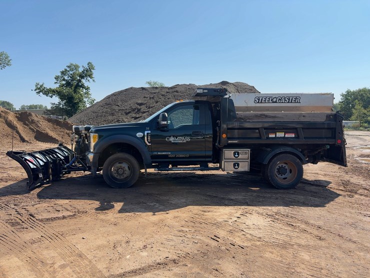2017-ford-f550-xl-image-2